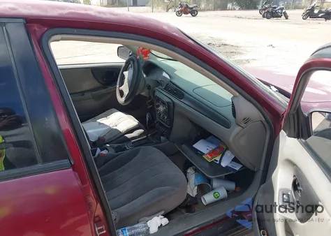 2004 Chevrolet Classic из США, поврежденный, VIN 1G1ND52F74M607951